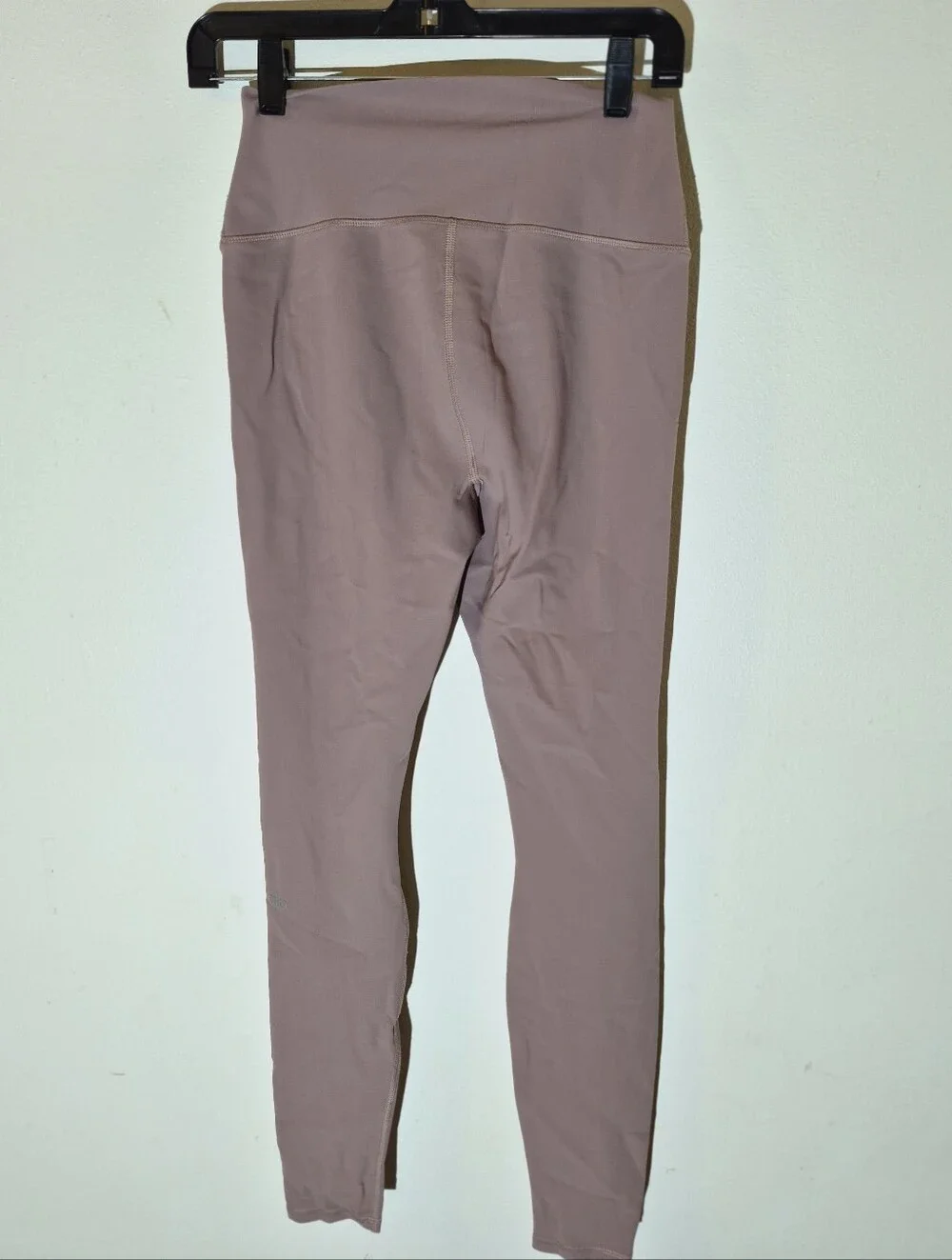 S) ALO Yoga Dusty Rose Ripped Warrior High Waist Full Length Leggings
